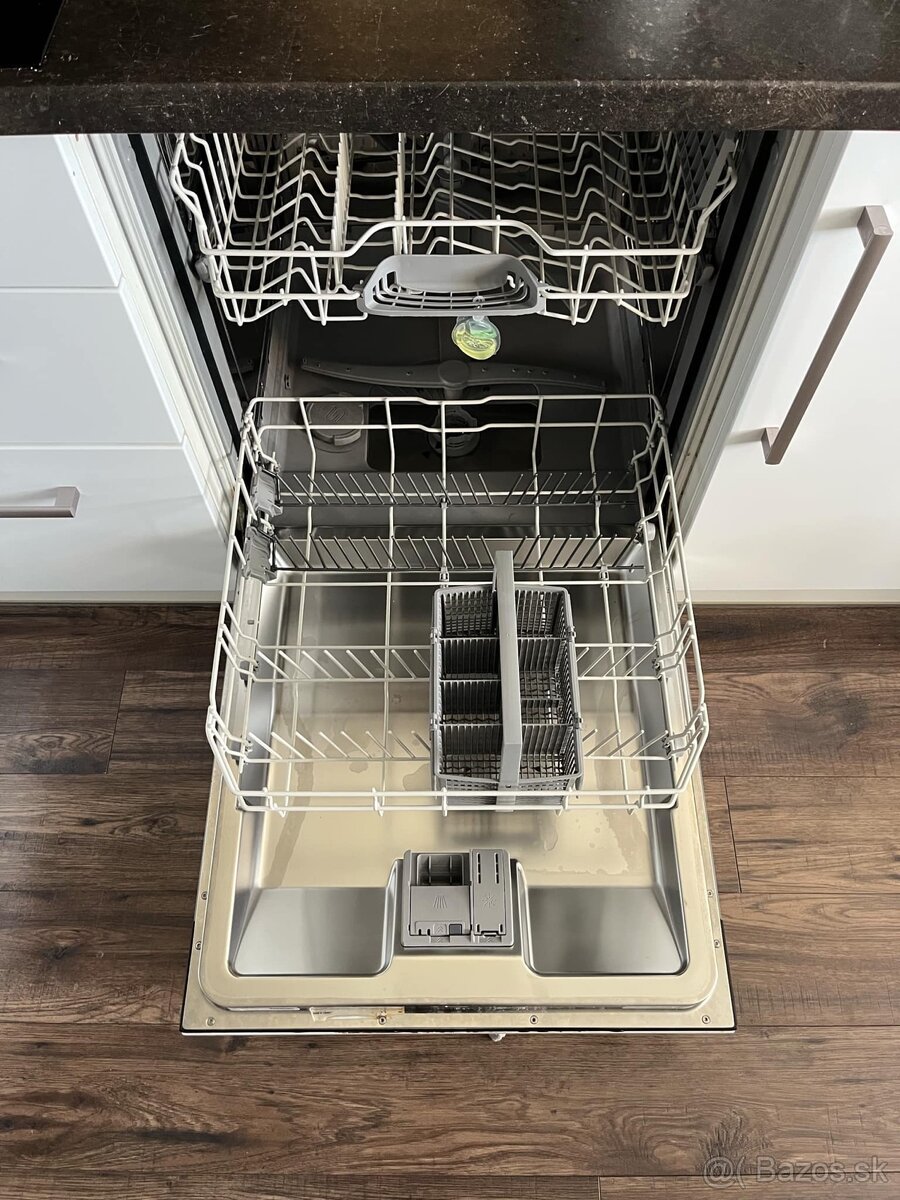 Predám umývačka Bosch SMV40D50EU