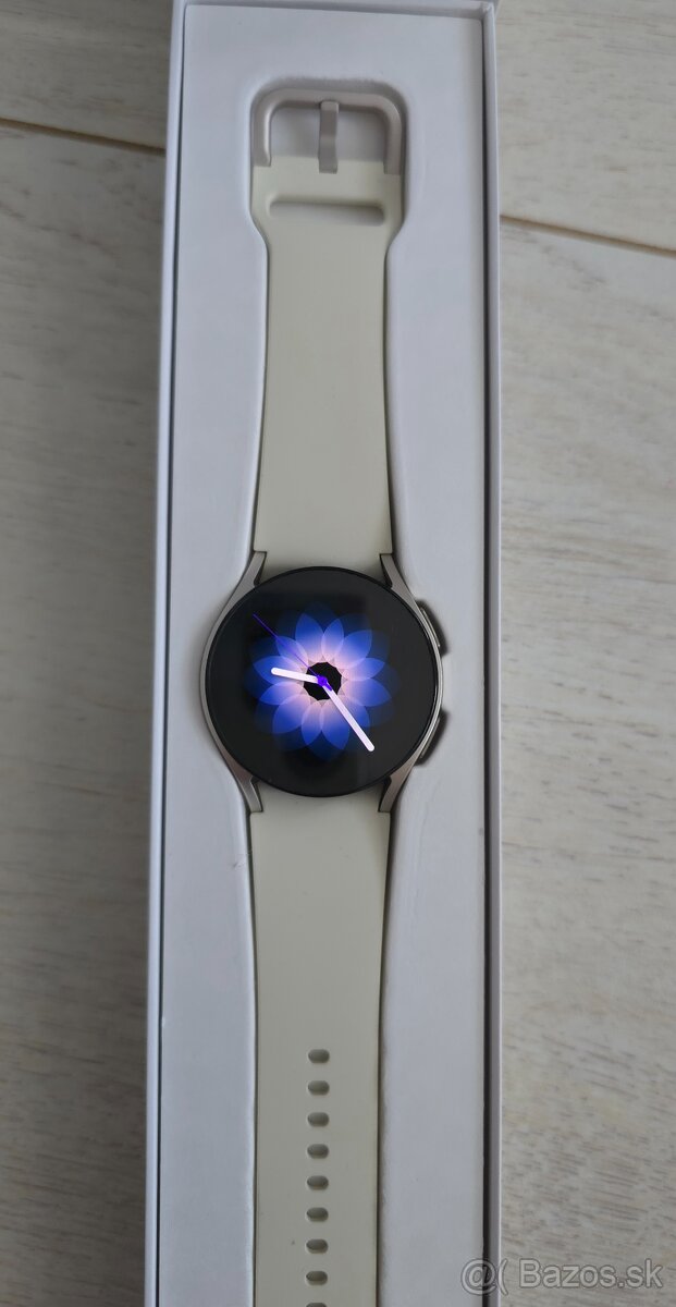 Samsung Galaxy Watch6 40mm gold