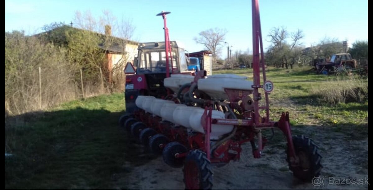 Predám sejačku na kukuricu