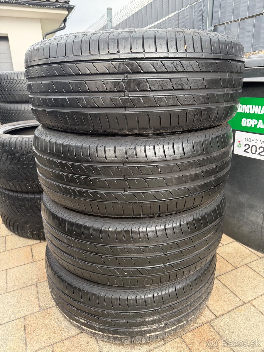 235/55 R18 Nexen
