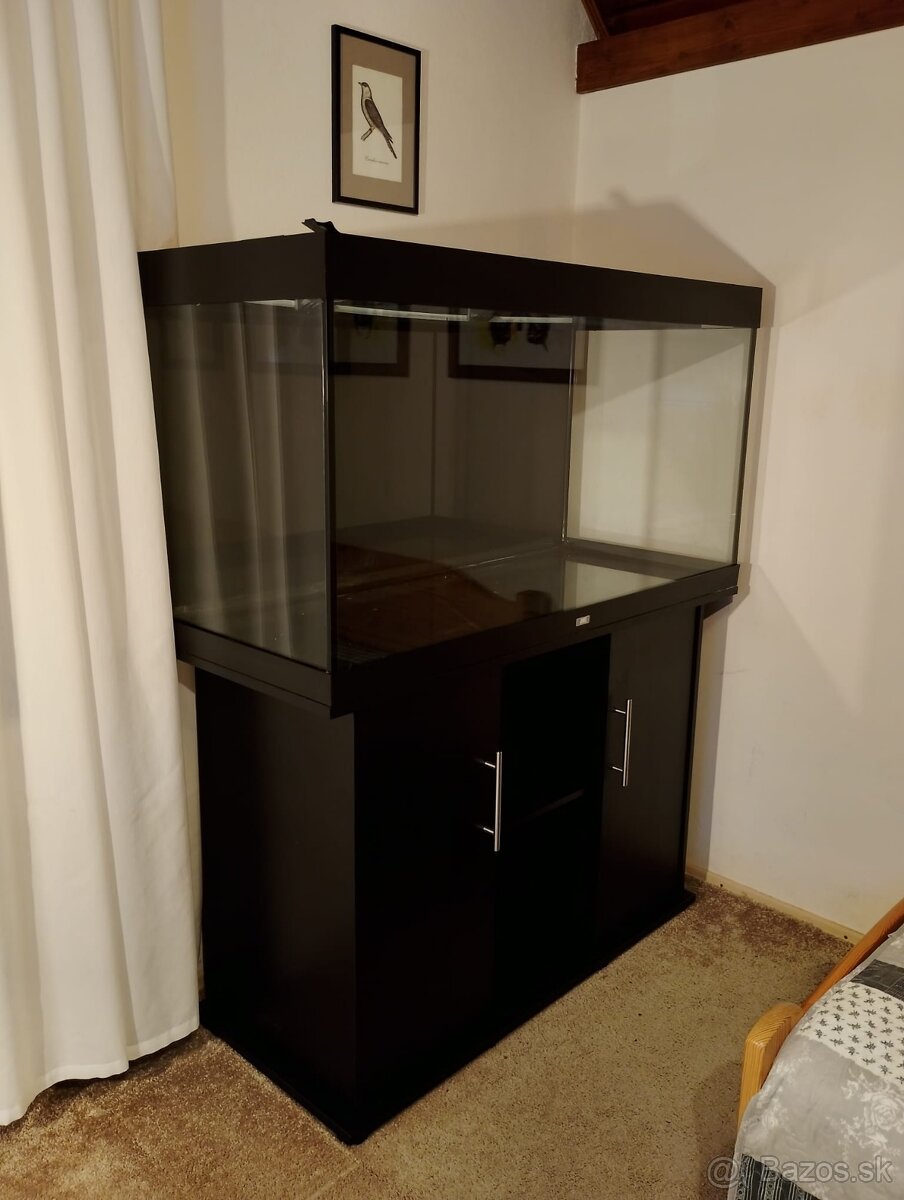 JUWEL akvárium 300 l s vonkajším filtrom Eheim