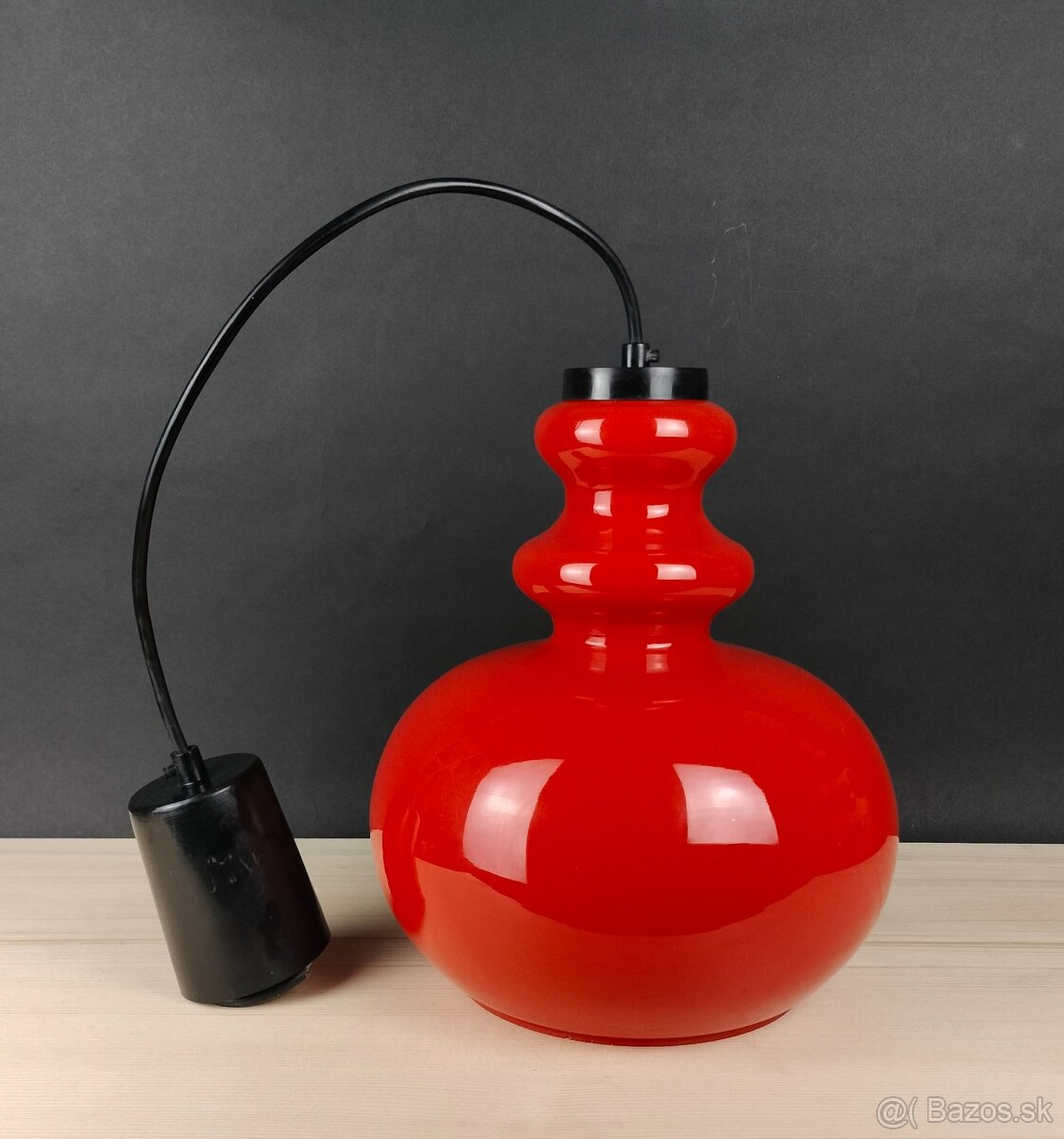 Retro svietidlá a tienidlá