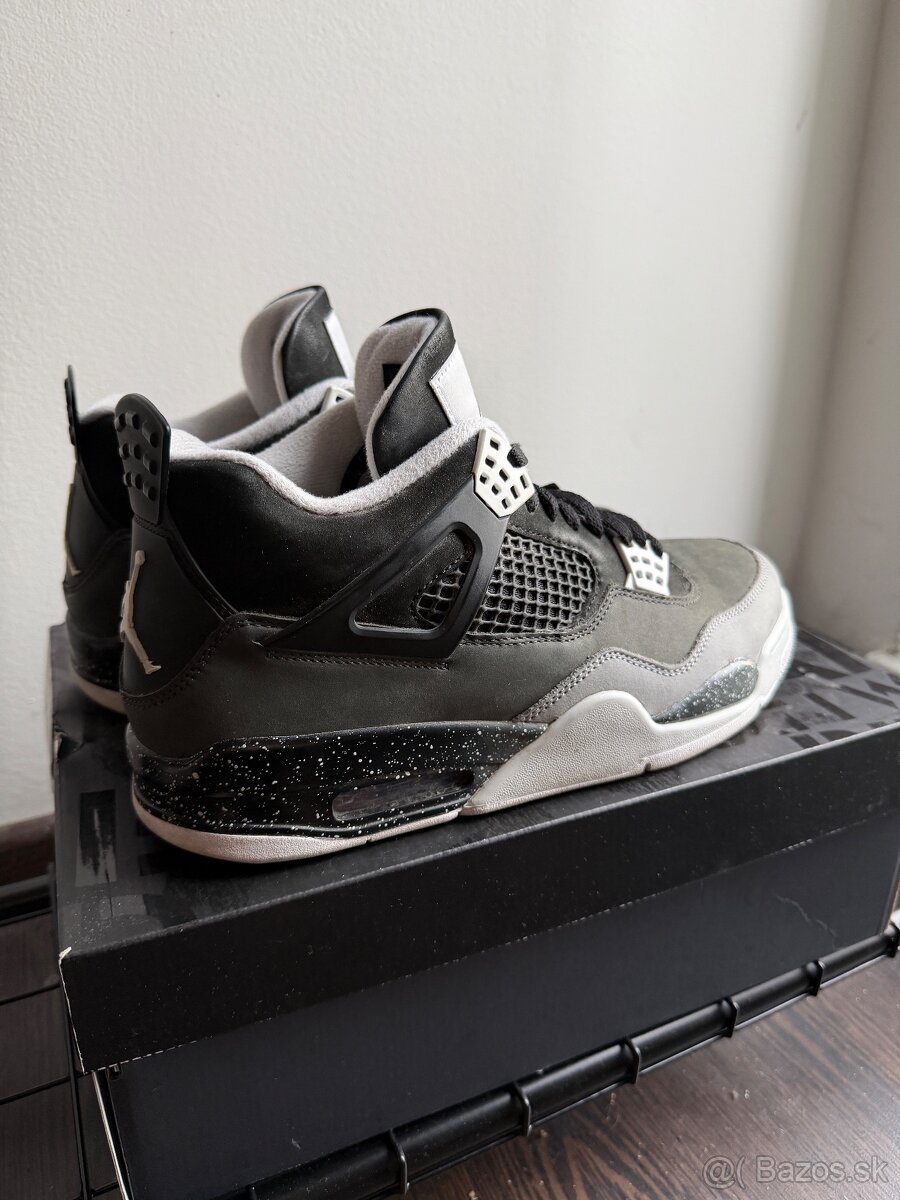Air Jordan 4 Retro Fear