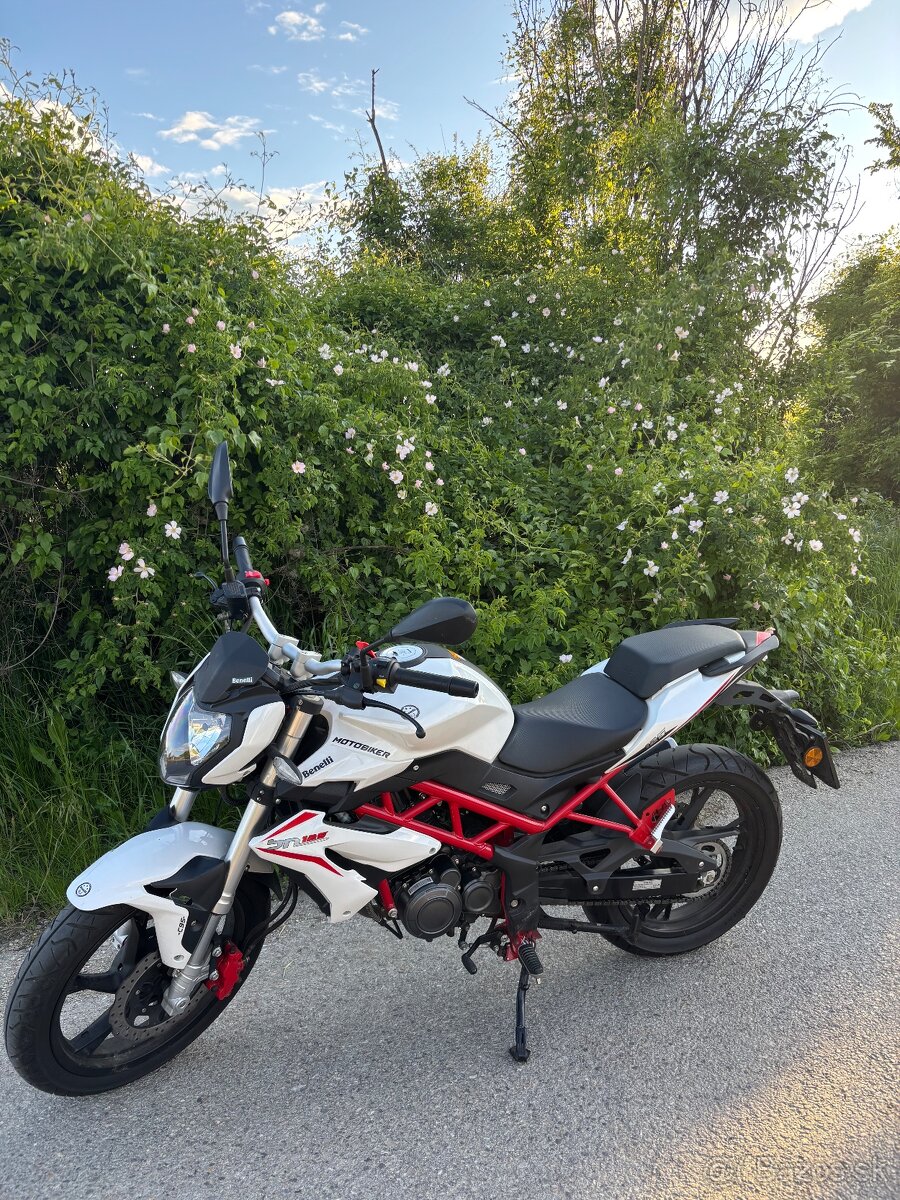 Benelli BN 125