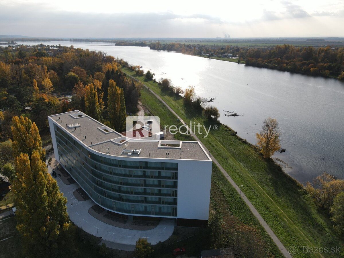SKOLAUDOVANÉ Novostavba 2-izbový byt B33 BlueWave Riverside