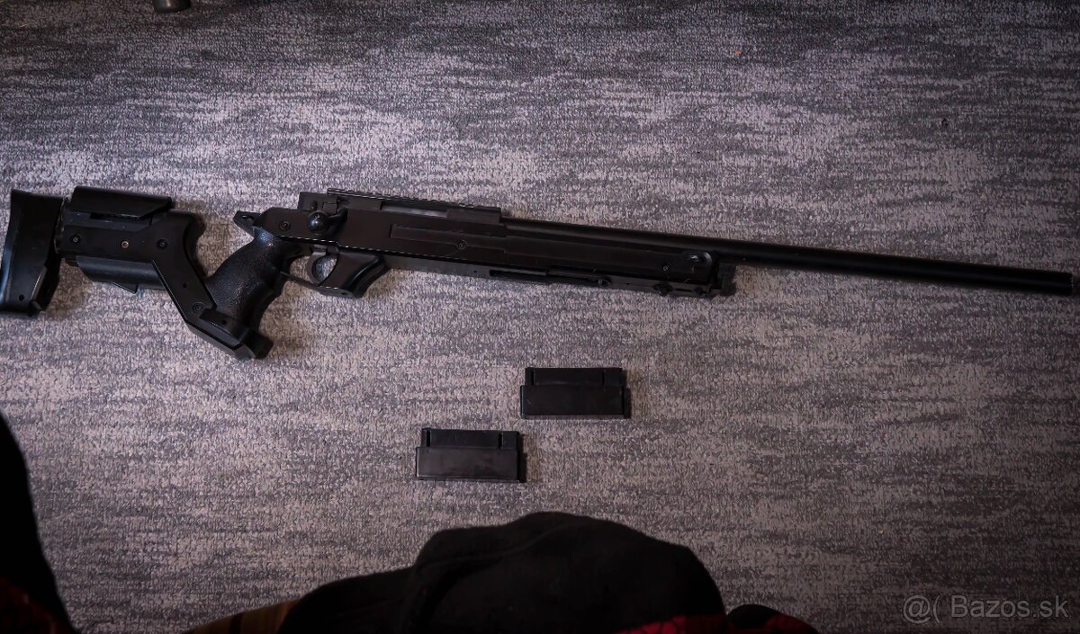 WELL Airsoft Sniper MB04A Čierna + 2 zásobnky