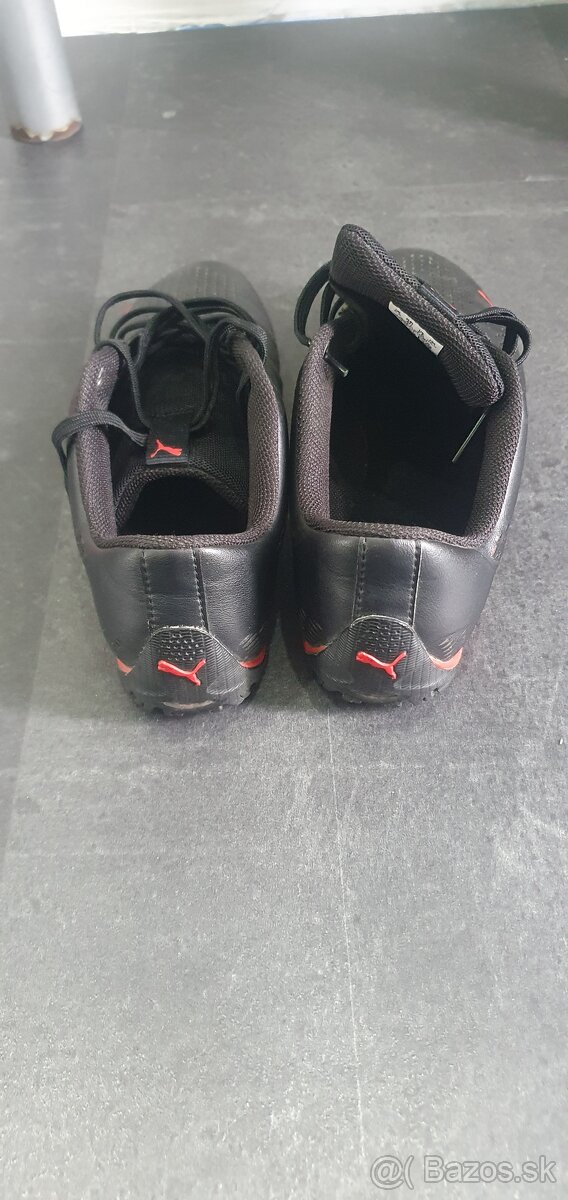 Puma ferrari