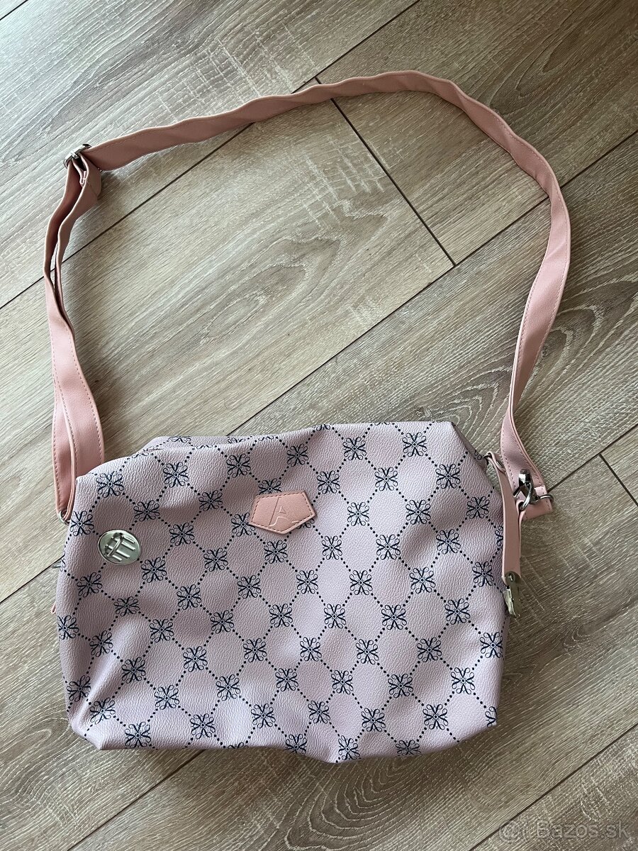 Crossbody kabelka ruzova