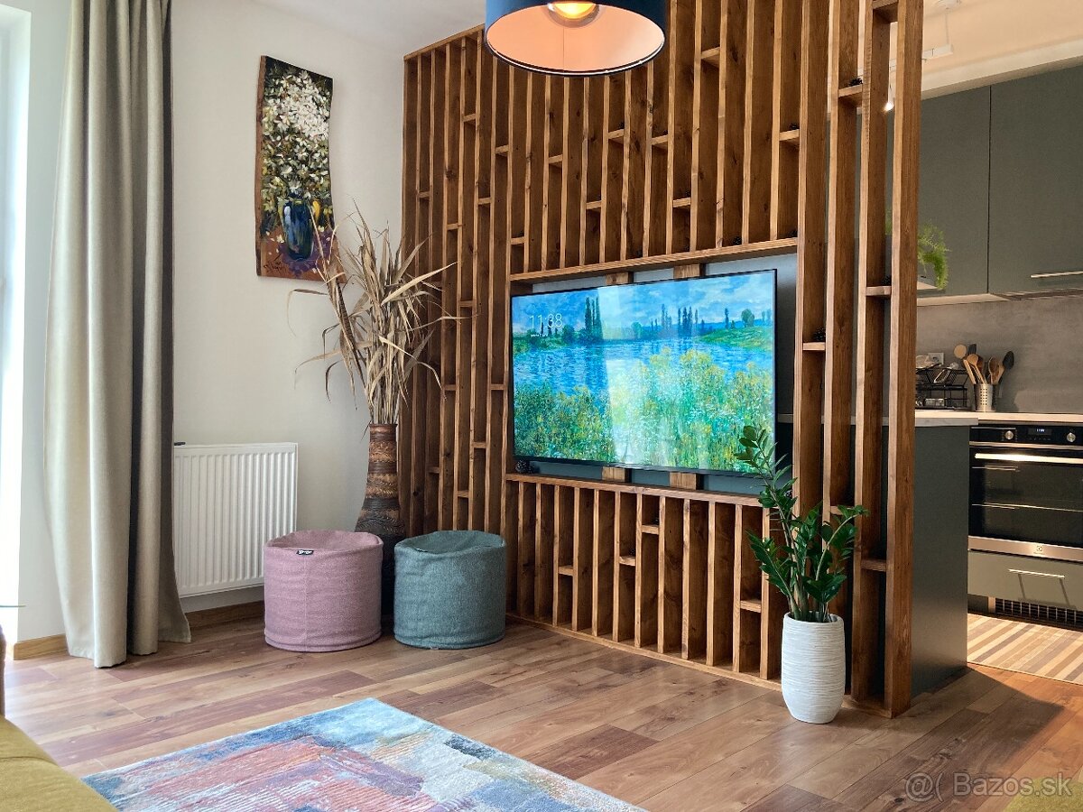 3 izbový byt, Trnkov, 75m², pivnica, kryté park. státie