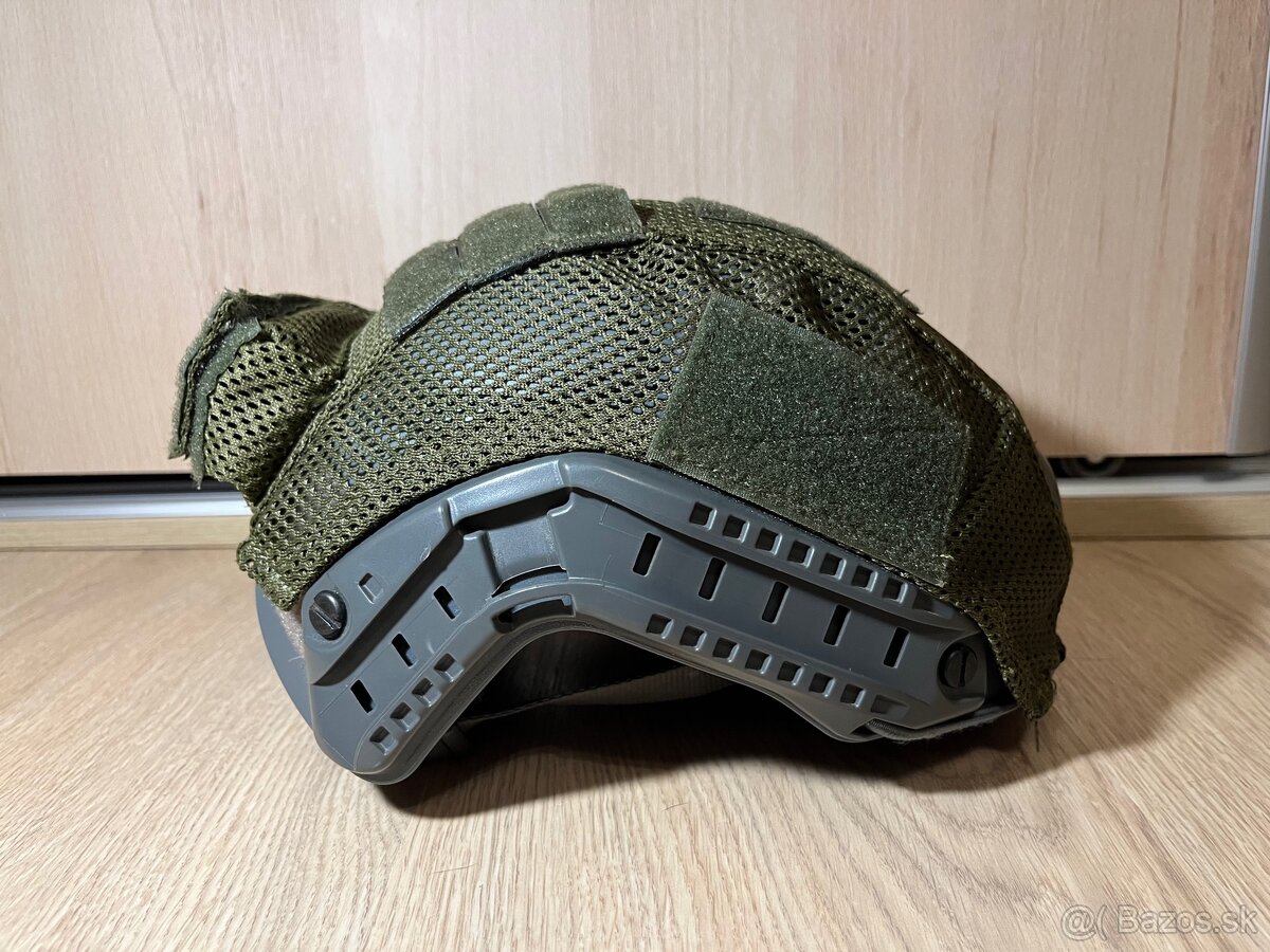 Airsoft prilba plus ochrana úst a zraku