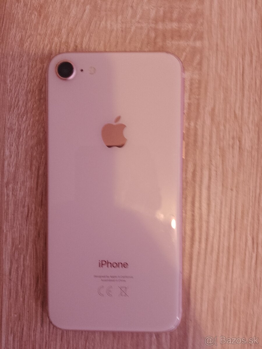 Predám Iphone 8 64gb