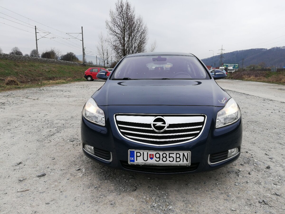 Predám OPEL INSIGNIA