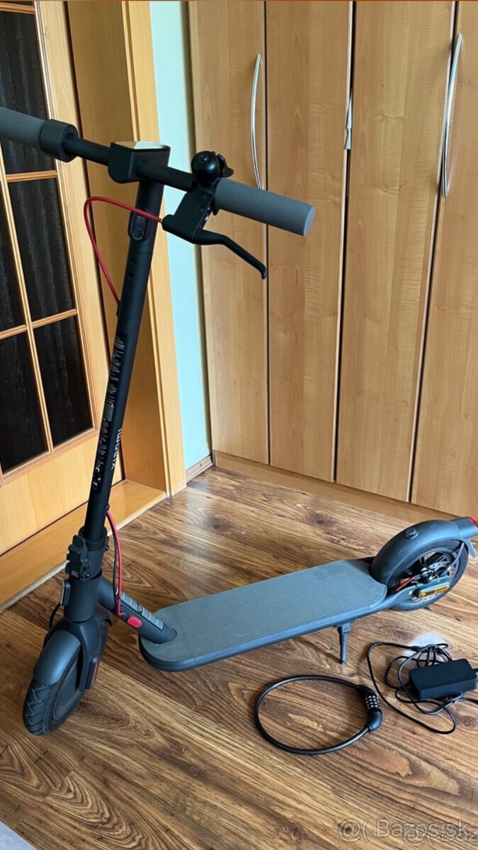Kolobežka elektrická XIAOMI MI Electric Scooter 4
