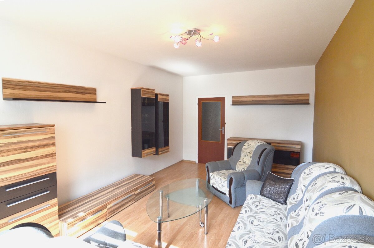 3-izbový byt v obľúbenej lokalite, 75 m2 + loggia
