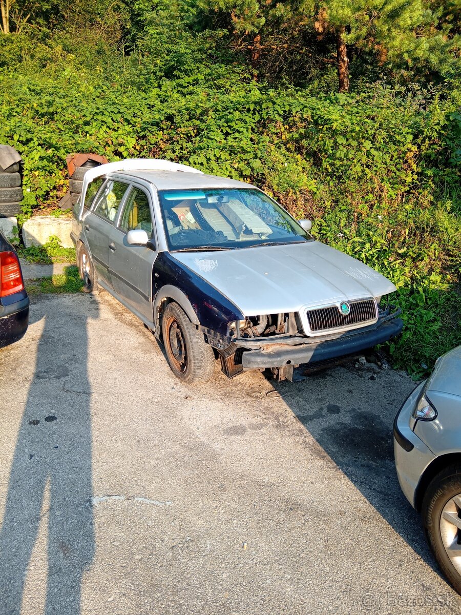 Škoda Octávia l