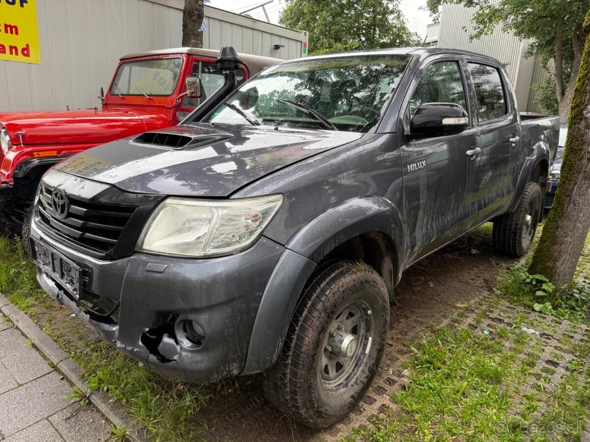 Toyota Hilux