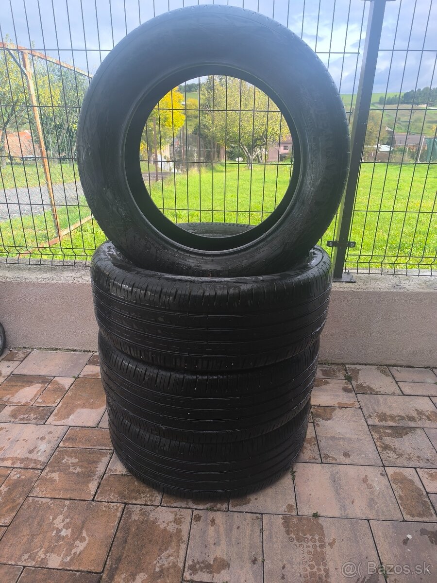 Pneu 235 55 R 18 V XL