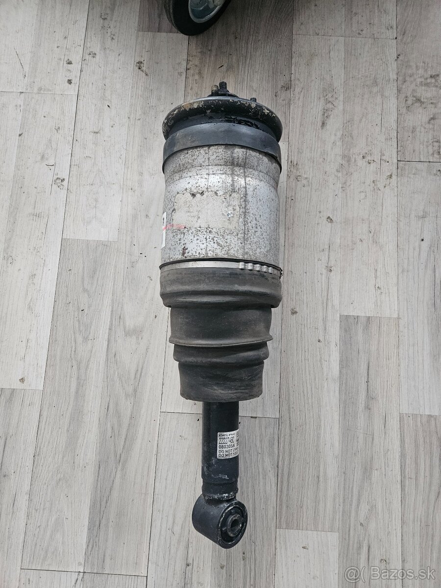 Zadny lavy tlmič Range Rover RPD500184