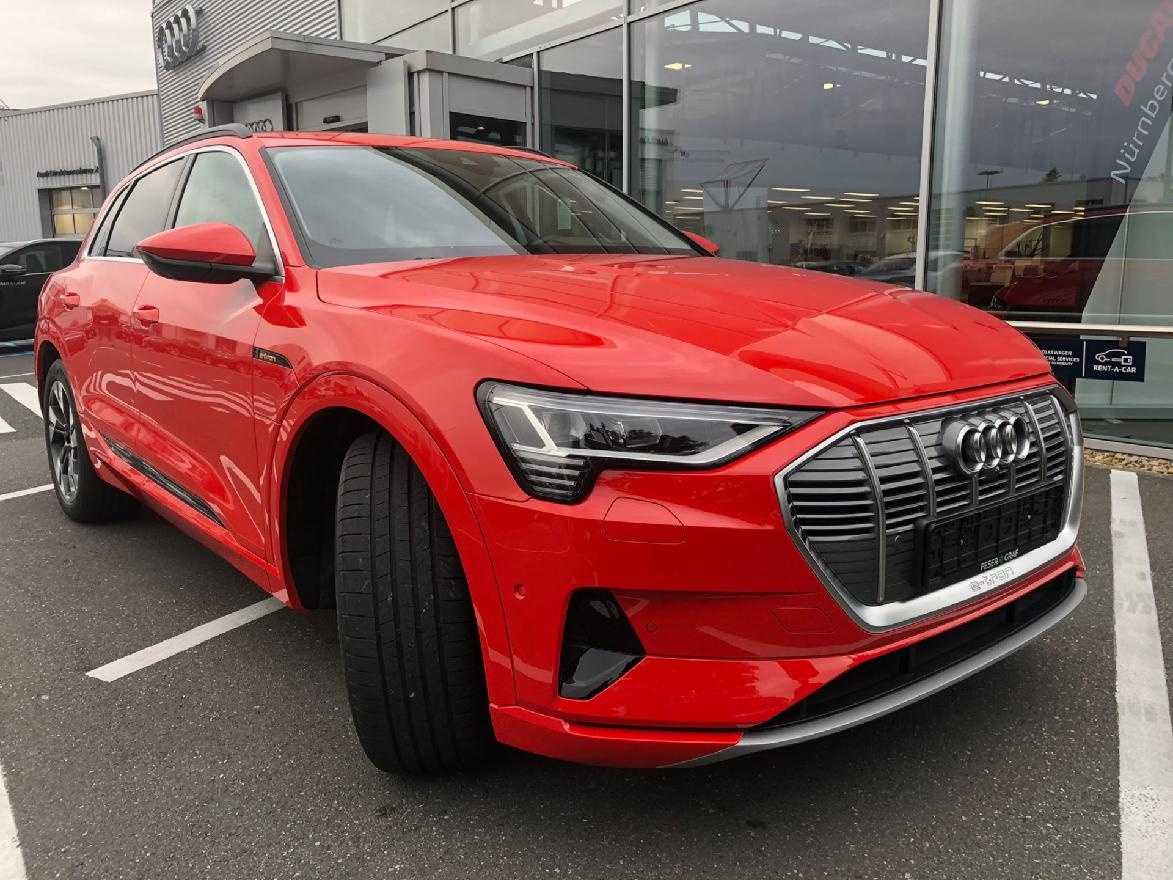 Audi E-tron 55 Quattro, rok výroby 2021 plná záruka 5 let