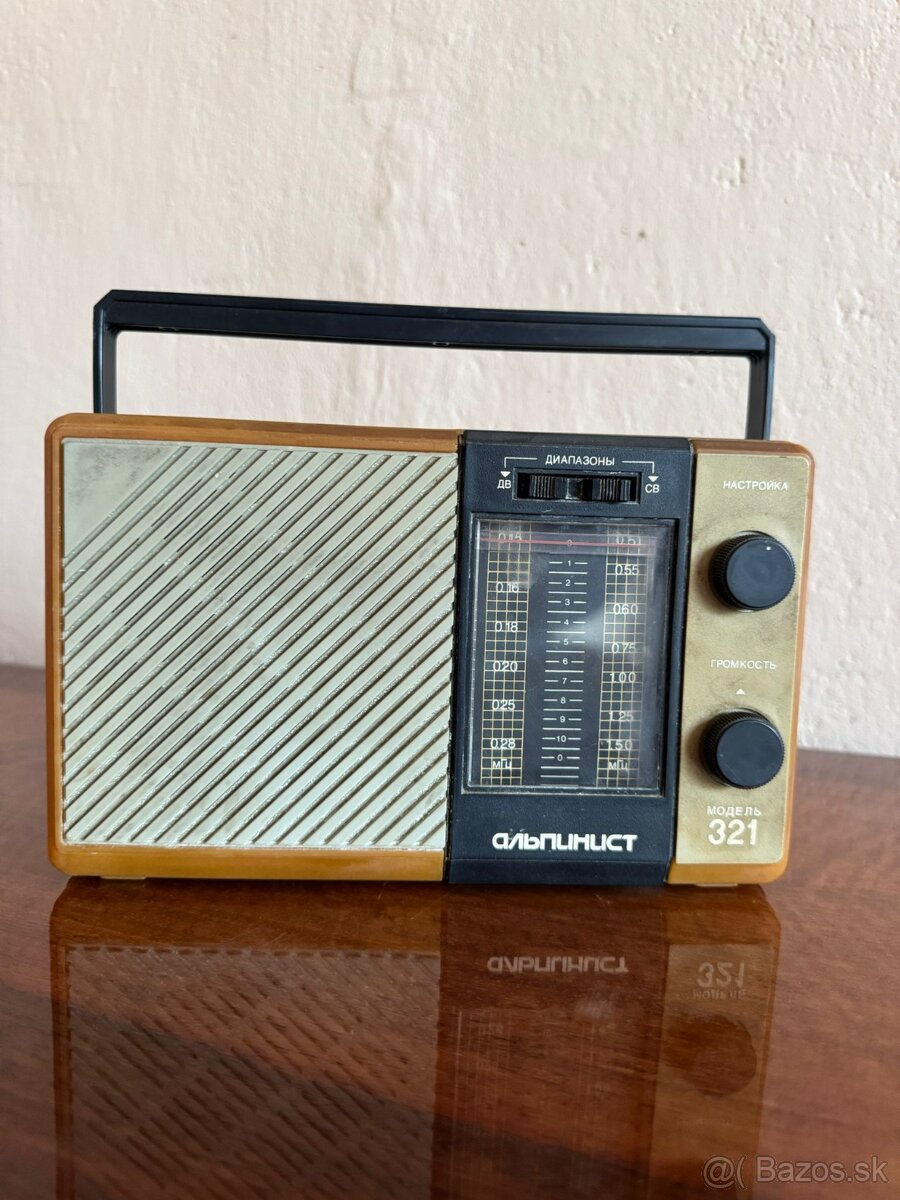 Retro tranzistorové rádio Alpinist 321