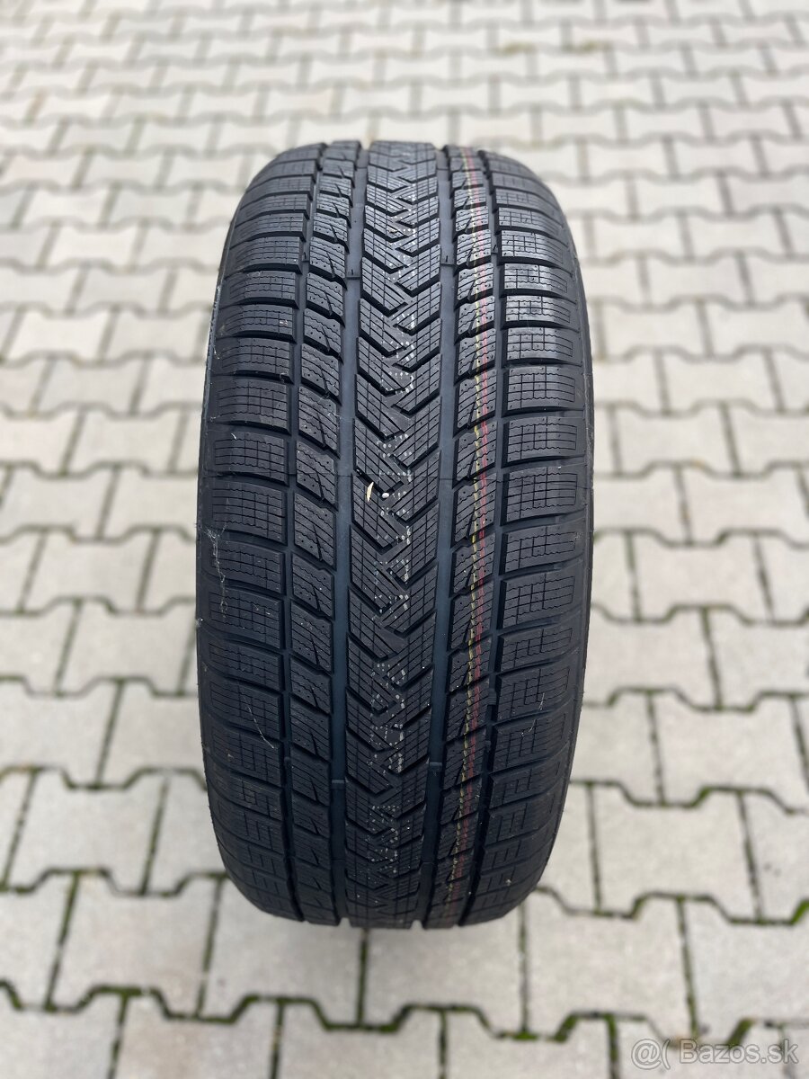 Predám zimné uplne nové 275/50R21 113V