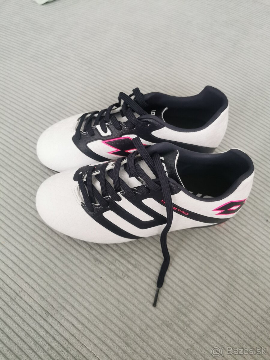 detské kopačky Lotto veľkosť EU33