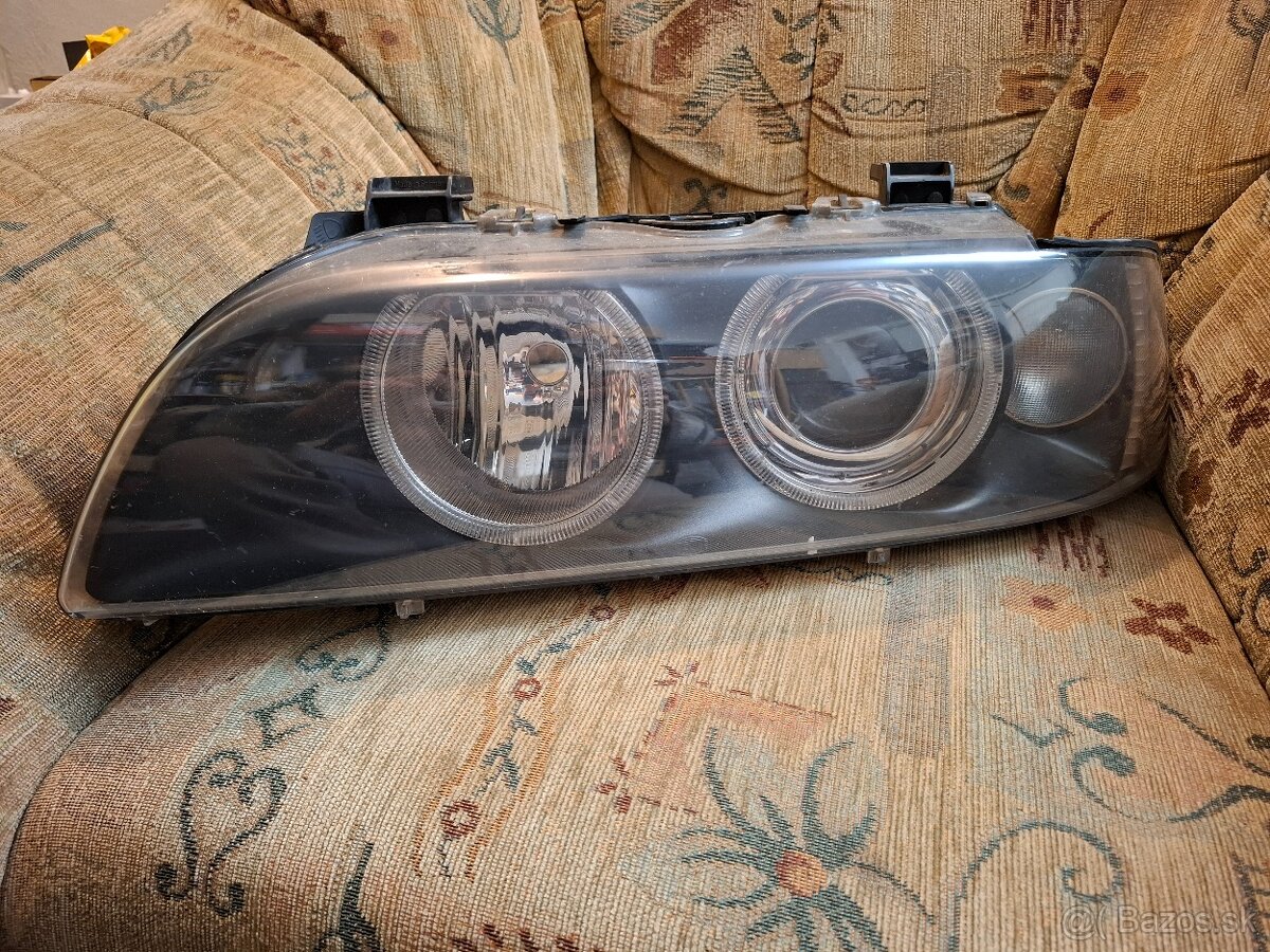 Predne svetlo fl e39 ľavé