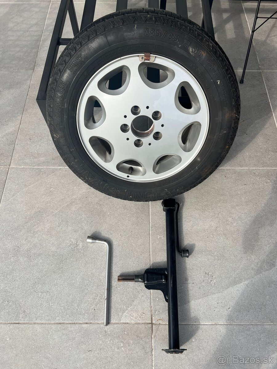 Rezerva zdvihak Mercedes