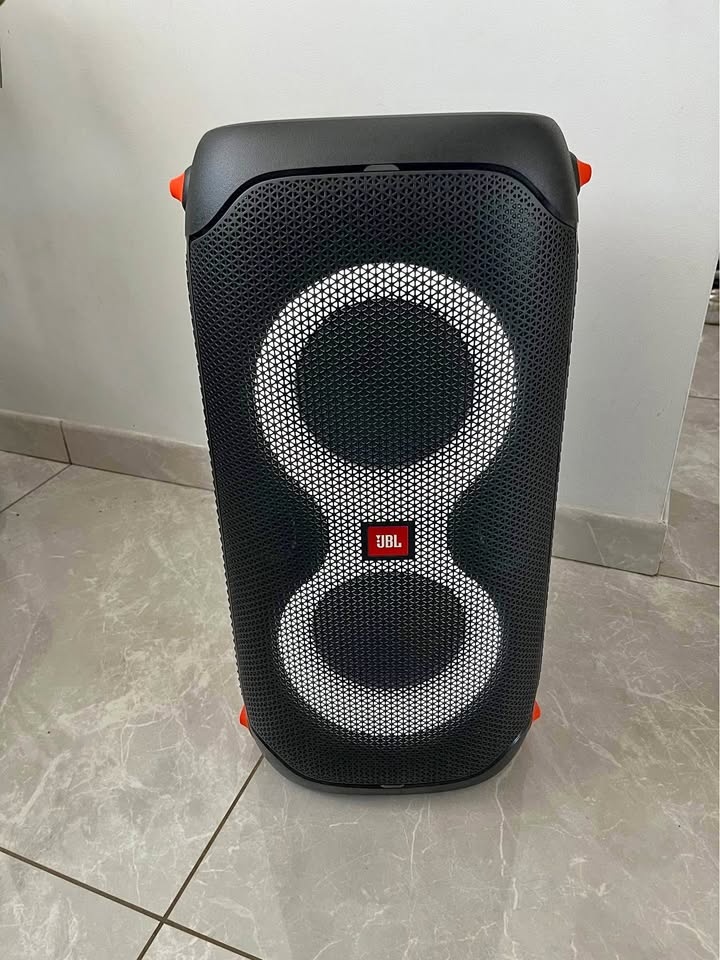 JBL 110