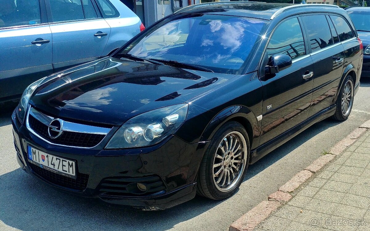 Opel Vectra 1.9 CDTI OPC Line A/T combi top stav a výbava