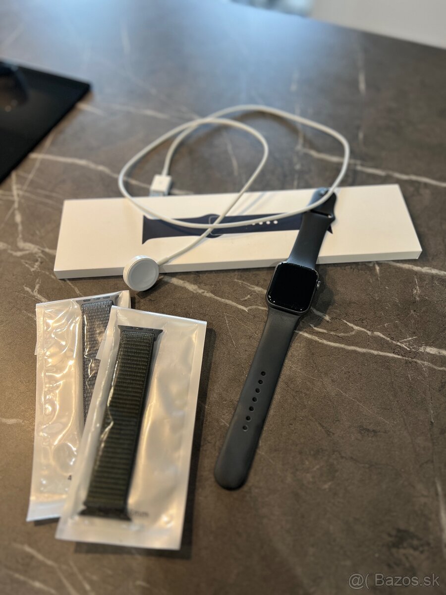 Apple Watch 5 series 40mm black