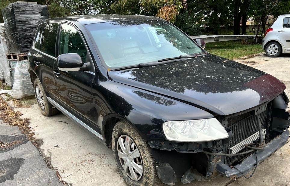 Rozpredam Volkswagen Touareg 2.5 TDI