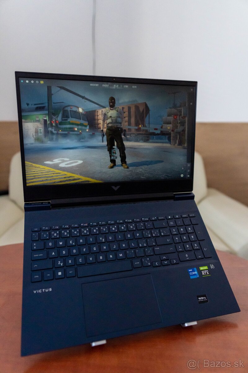 HP Victus 16 i7-11800H, RTX 3060, QHD 165hz