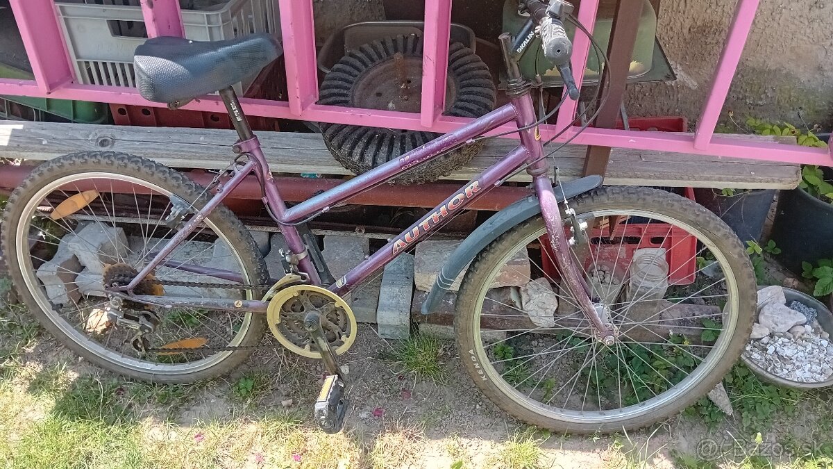 Predám starší bicykel