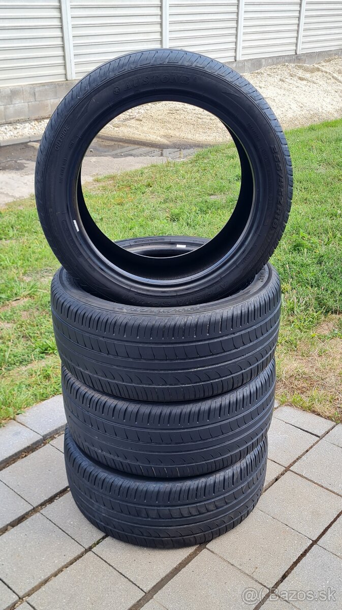 LETNÉ PNEUMATIKY AUSTONE ATHENA SP-701 255/45 ZR18 103W