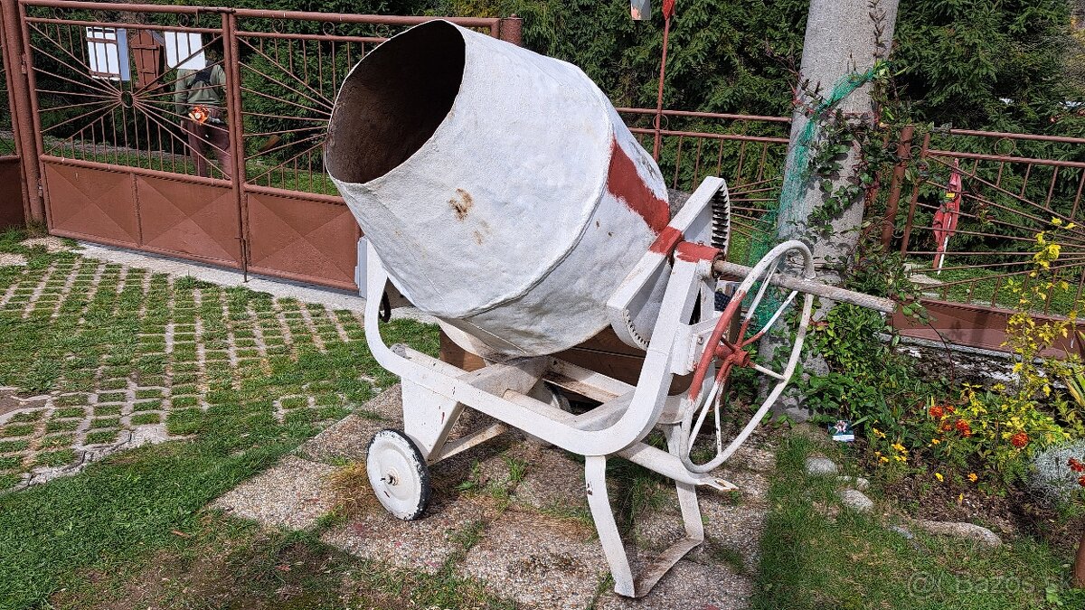 Stavebná miešačka.