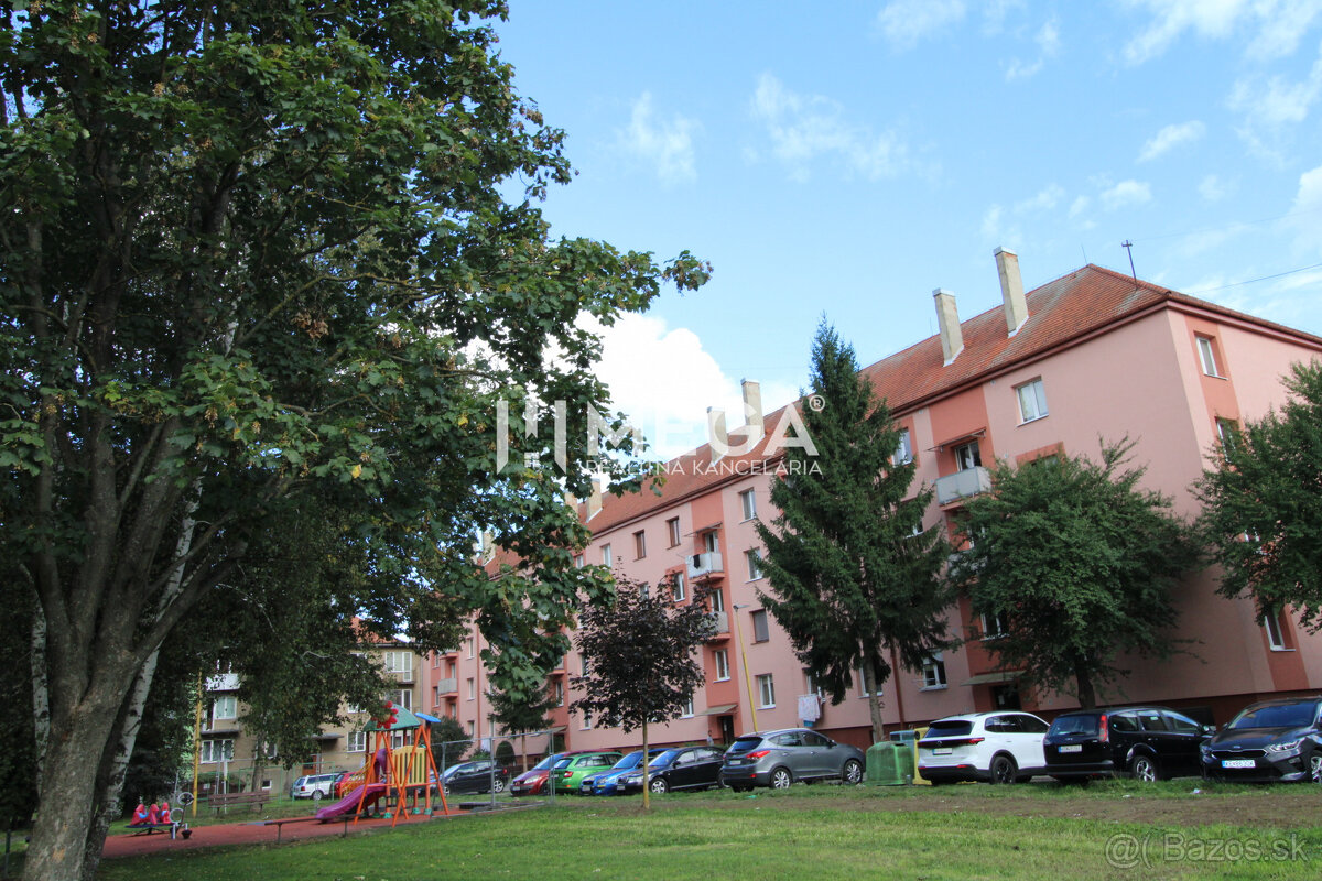 Na predaj 2i byt - ul. Dobrianskeho v meste Humenné