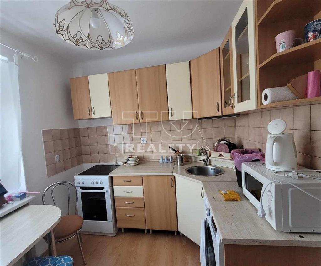NA PREDAJ 1-IZBOVÝ BYT 32m2, STARÁ TURÁ