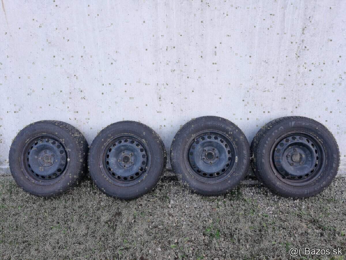 Plechové disky a Zimné pneumatiky 195 65 R15