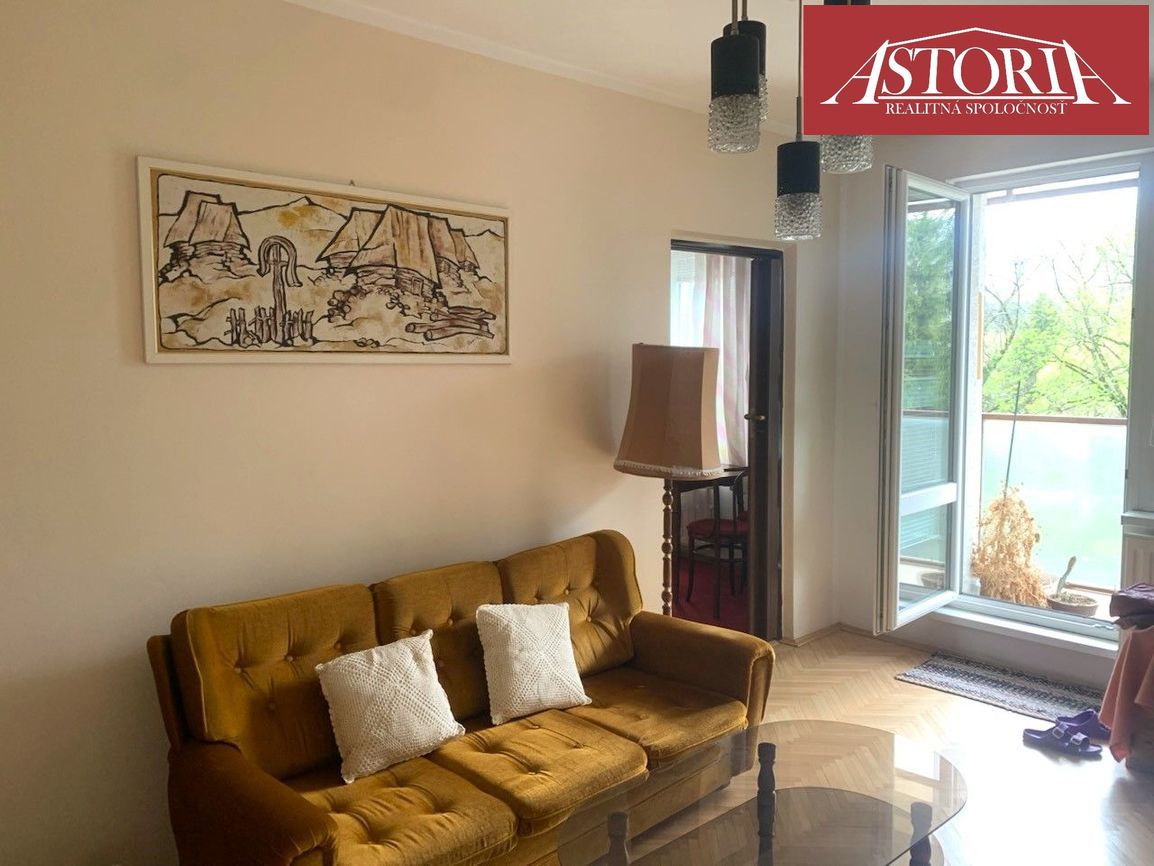 EXKLUZÍVNE 3-izbový veľkometrážny byt - Vrútky TOP