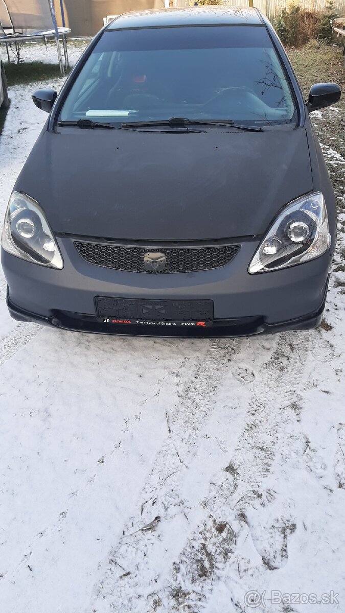 Honda civic 7g 3 dverak