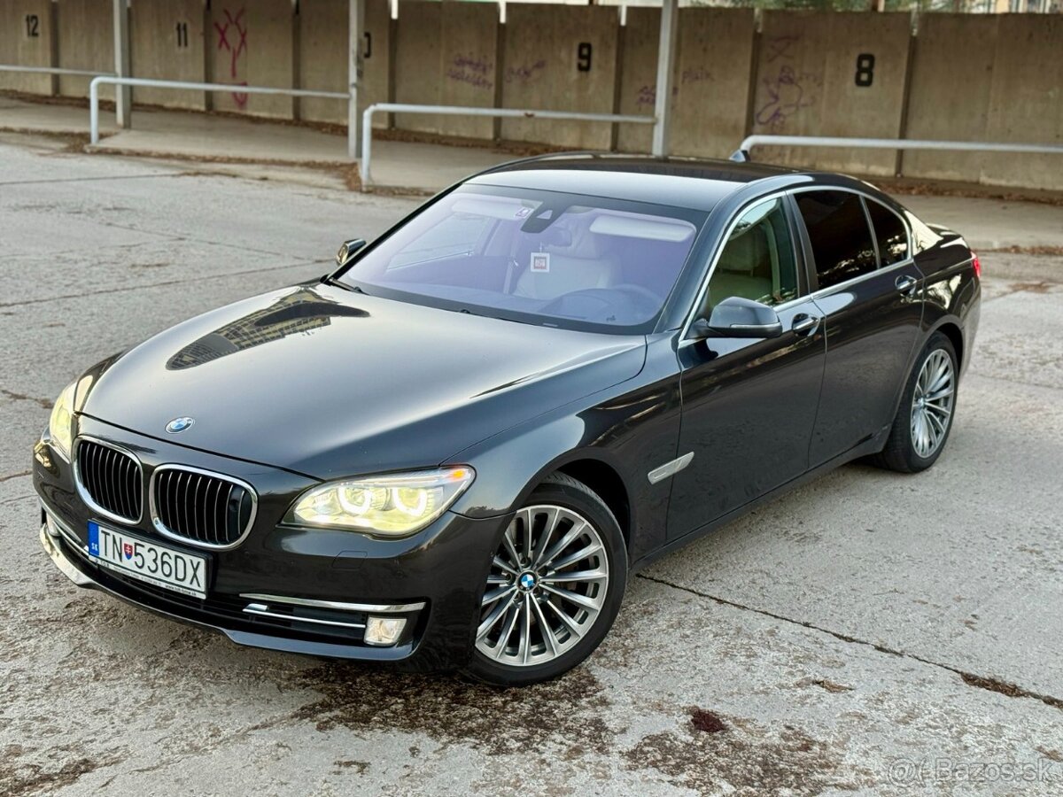 BMW Rad 7 750D xDrive Individual