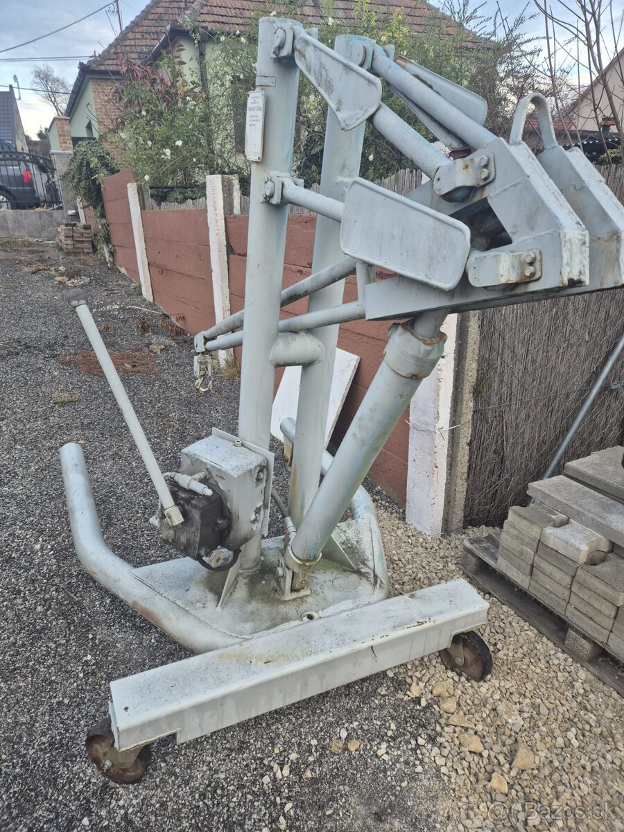 Hydraulická ruka