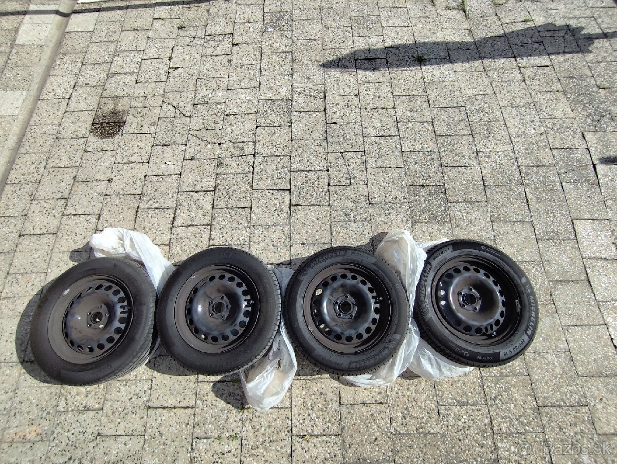 Letné pneumatiky Michelin premacy 4, 205/60 r16 na diskoch