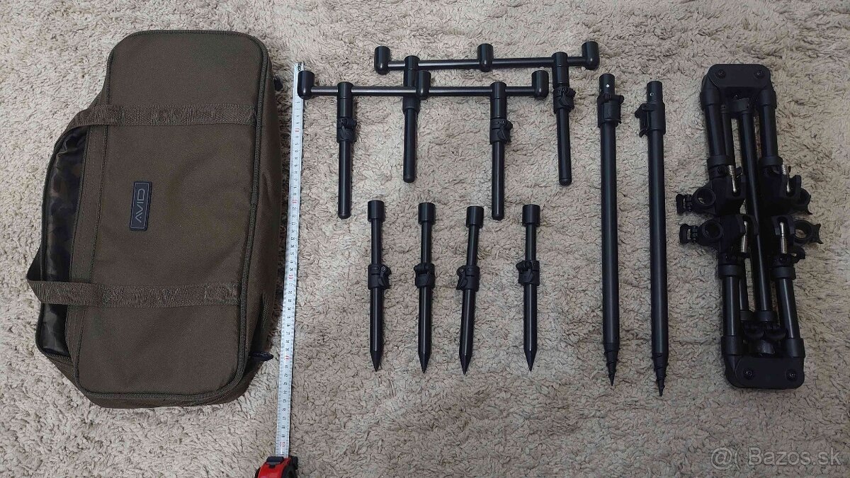 rod pod AVID CARP, stojan na udice