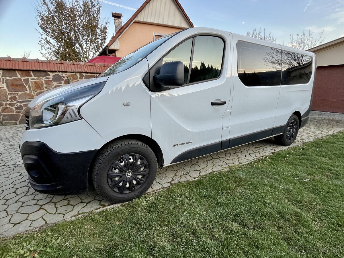 Renault Trafic Combi