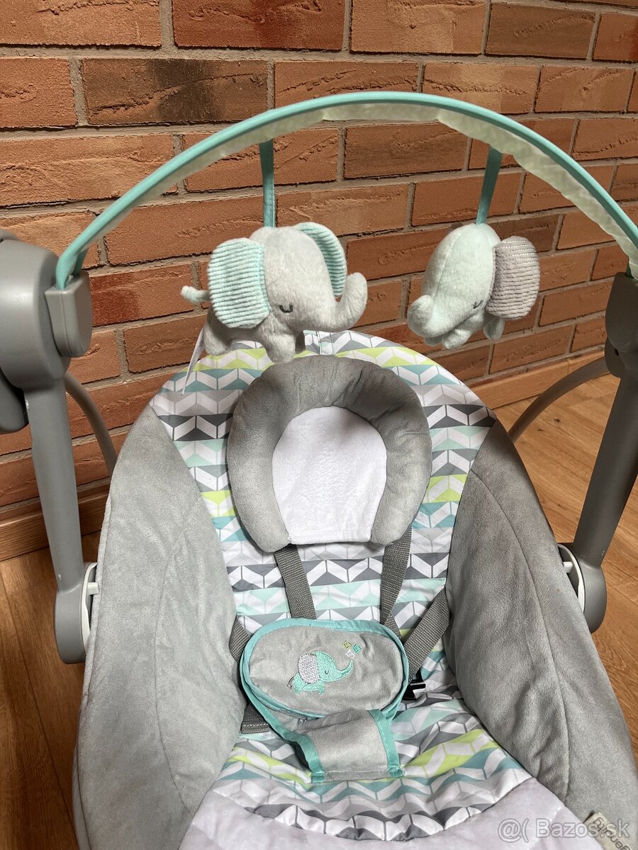 Detská hojdačka Ingenuity – Comfort 2 Go Portable Swing