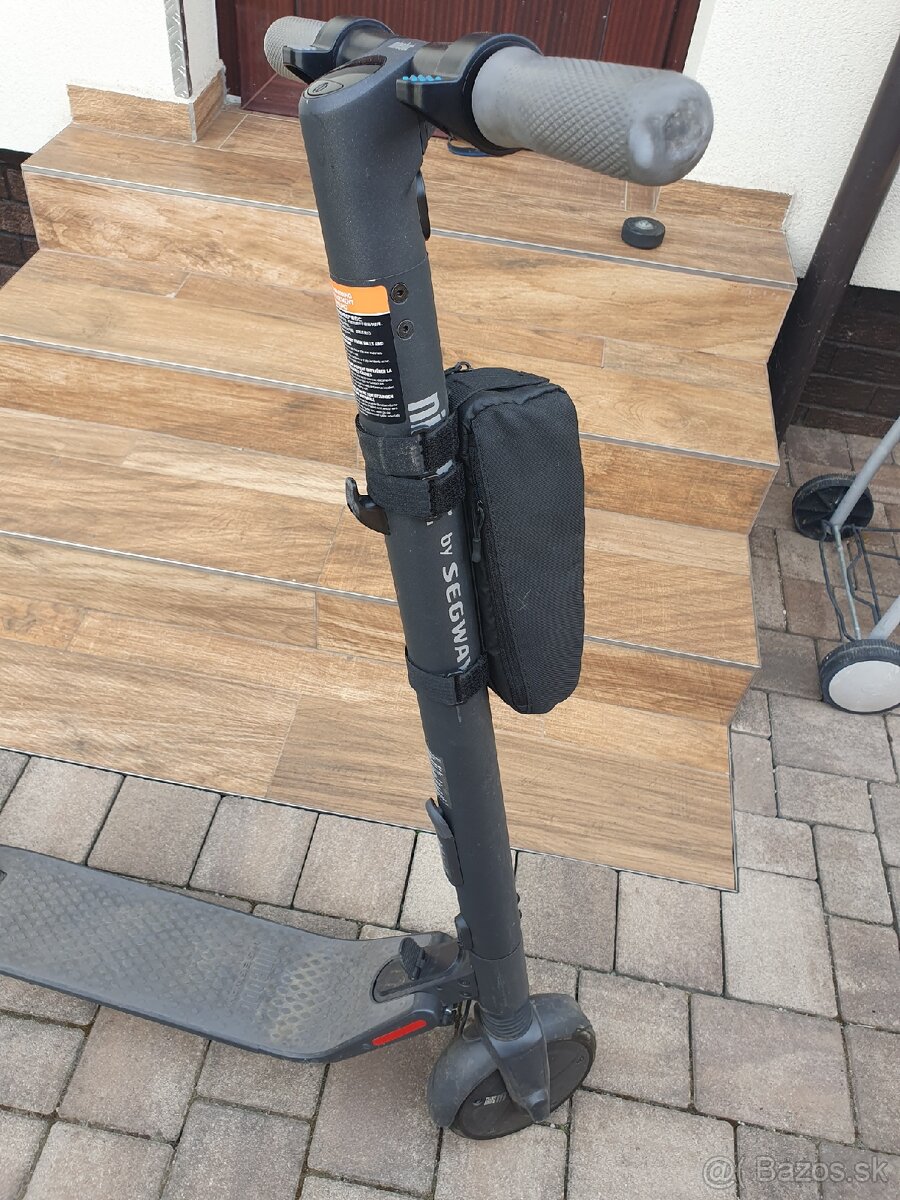 Elektrická kolobežka Ninebot by Segway KickScooter ES2
