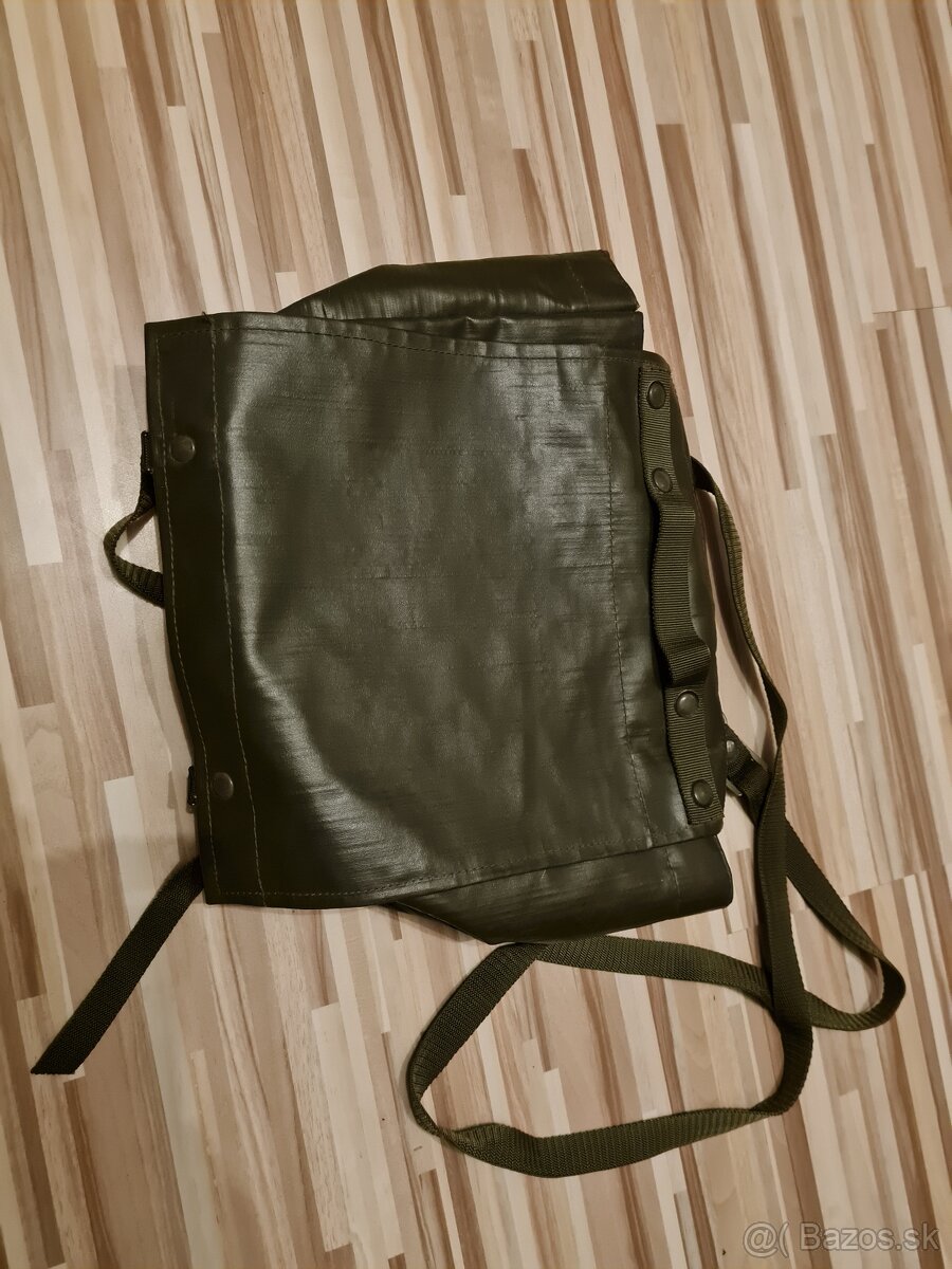 Predam vojenskú malú poľnú