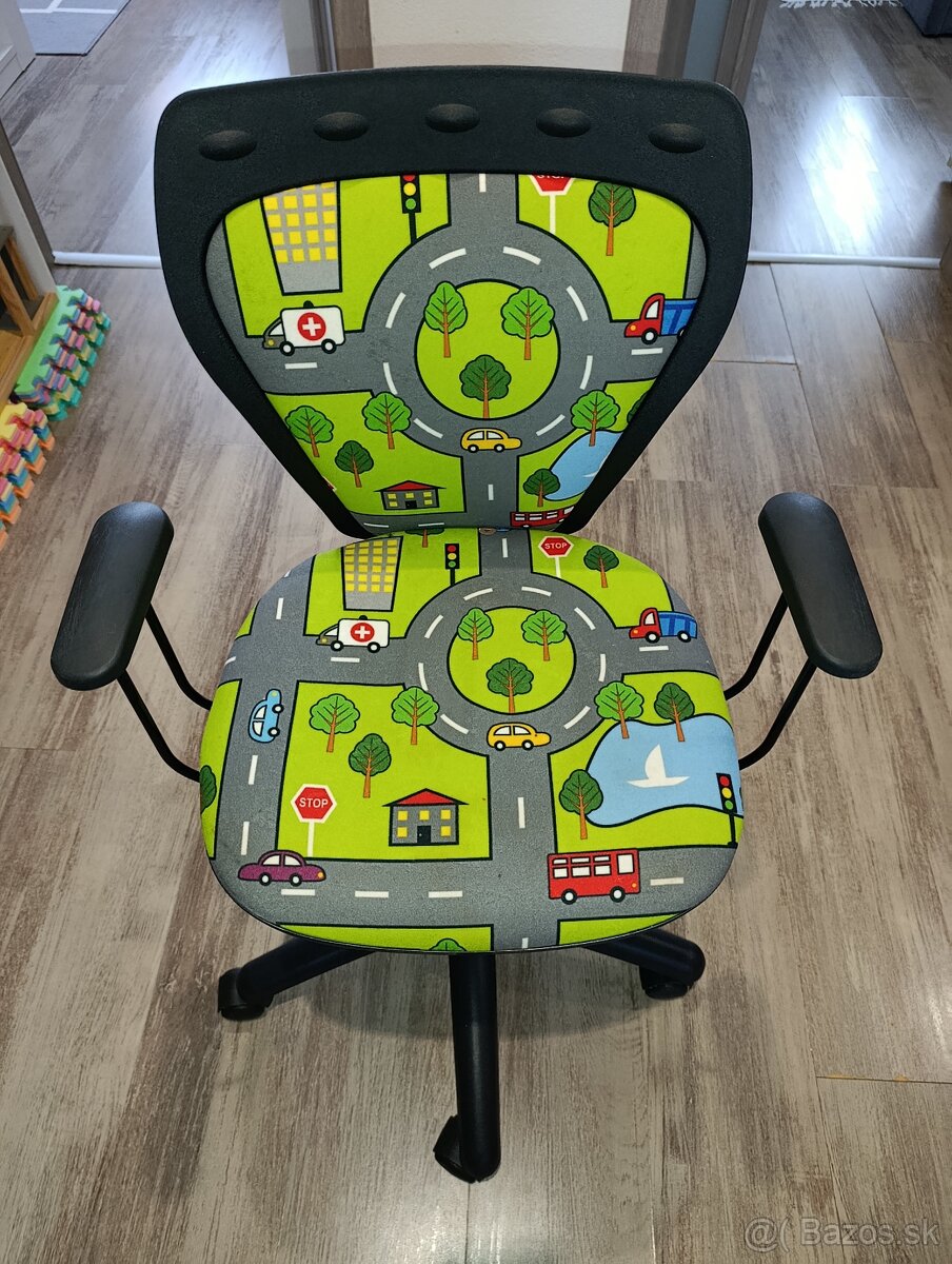 Detská otočná stolička
